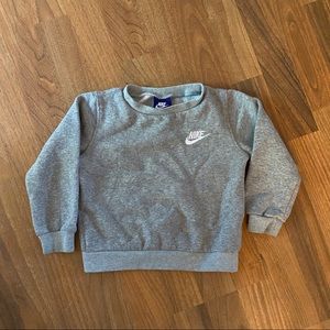 Nike Crewneck (2T)